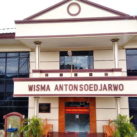 Wisma Anton Soedjarwo Hotel Depok Buitenkant foto